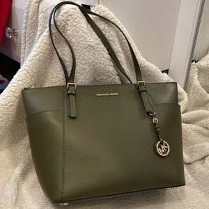 COPY - Michael Kors Tote